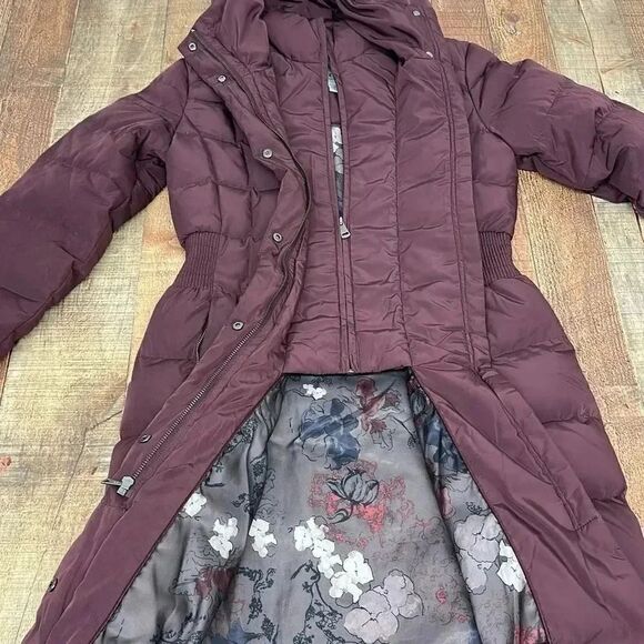 Cole Haan Signature Hooded Down Puffer Coat - Picture 6 of 11